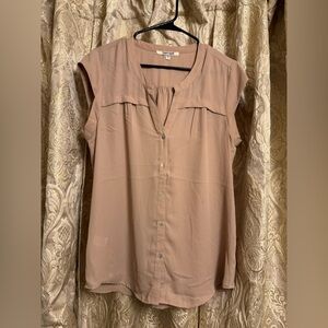 Daniel Rainn flowy top